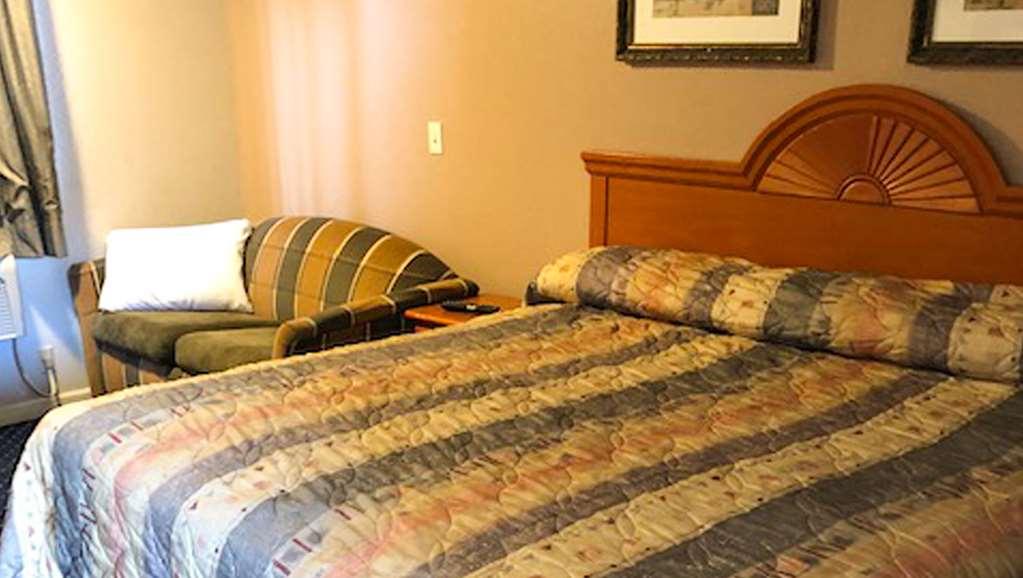 Crown Lodge Motel Oakland Room photo